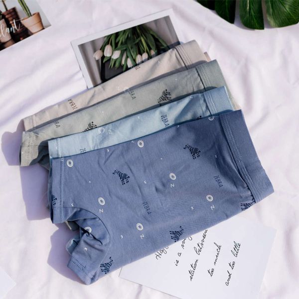 printed rc cotton men's underwear pure 3d seamless breathable flat pants middle waist boxers, Black;white
printed rc cotton men's underwear pure 3d seamless breathable flat pants middle waist boxers, Black;white