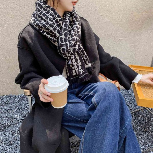 cashmere female 2021 autumn winter letter d imitation cashmere japan and south korea thickened warm scarf shawl, Blue;gray
cashmere female 2021 autumn winter letter d imitation cashmere japan and south korea thickened warm scarf shawl, Blue;gray