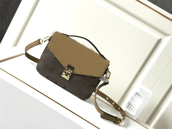 2021 sold fashion genuine leather women shoulder bag women wallets women waist bag classic letter key chain bag
2021 sold fashion genuine leather women shoulder bag women wallets women waist bag classic letter key chain bag
