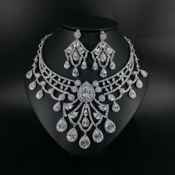 earrings & necklace 2021 fashion luxury crystal water drop zircon earring set,wedding bride dinner party dress jewelry, Silver
earrings & necklace 2021 fashion luxury crystal water drop zircon earring set,wedding bride dinner party dress jewelry, Silver