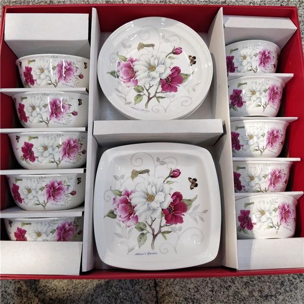 18 pcs manglietia flower pattern bone china bowl cutlery set household rice soup salad noodle bowl plate disc square plate
18 pcs manglietia flower pattern bone china bowl cutlery set household rice soup salad noodle bowl plate disc square plate