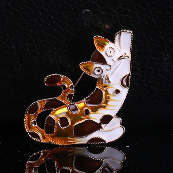 pins, brooches zlxgirl jewelry small cartoon brown enamel cat animal for women and men punk nice scarf pins bags, Gray
pins, brooches zlxgirl jewelry small cartoon brown enamel cat animal for women and men punk nice scarf pins bags, Gray
