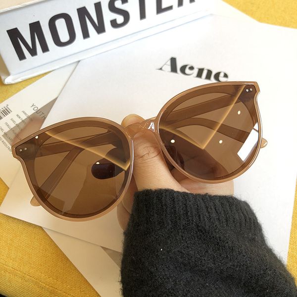 2021 sunglasses big frame polarized women's round face show thin anti ultraviolet driving glasses tide, White;black
2021 sunglasses big frame polarized women's round face show thin anti ultraviolet driving glasses tide, White;black