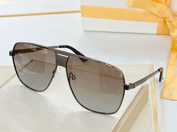 3336 women classic stance sunglasses metal square gold frame uv400 retro pop style sunglasses protective glasses with frame, White;black
3336 women classic stance sunglasses metal square gold frame uv400 retro pop style sunglasses protective glasses with frame, White;black