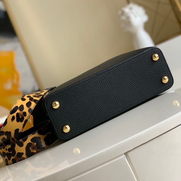 ladies luxury designer handbag leopard print wide shoulder strap handle and detachable m57215 lychee pattern leather handbags designer cross
ladies luxury designer handbag leopard print wide shoulder strap handle and detachable m57215 lychee pattern leather handbags designer cross
