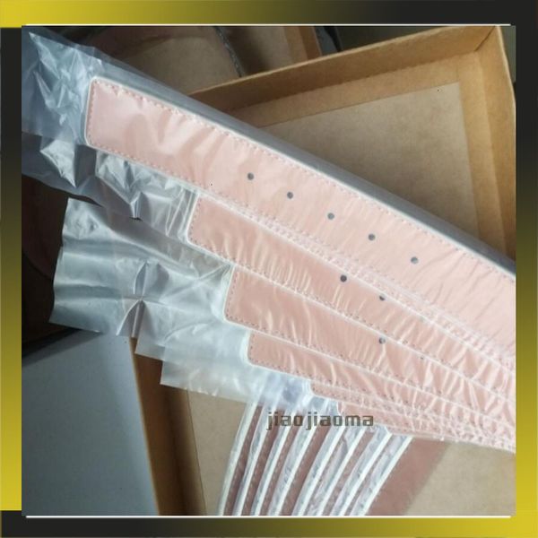 fashion brand belt genuine leather men popular male belt jeans can be easily matched with simple ayer leather embellished leather, Black;brown
fashion brand belt genuine leather men popular male belt jeans can be easily matched with simple ayer leather embellished leather, Black;brown