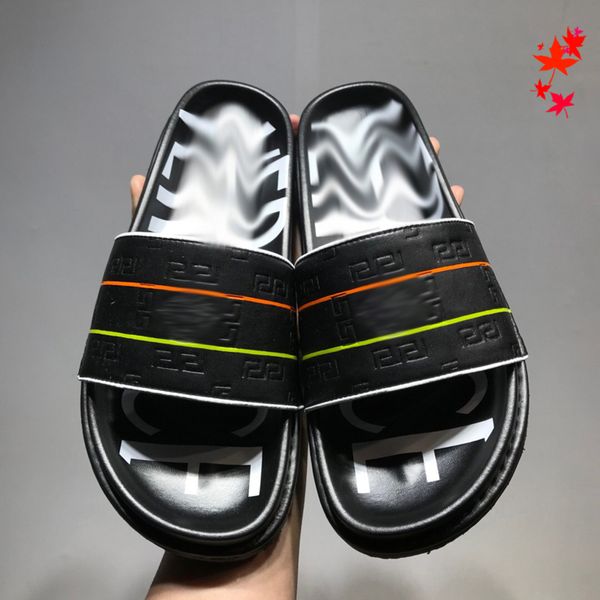 2021 slipper designer slide summer sandals fashion men beach indoor flat flip flops leather luxurys shoes mens slippers with box size 39-45, Black
2021 slipper designer slide summer sandals fashion men beach indoor flat flip flops leather luxurys shoes mens slippers with box size 39-45, Black