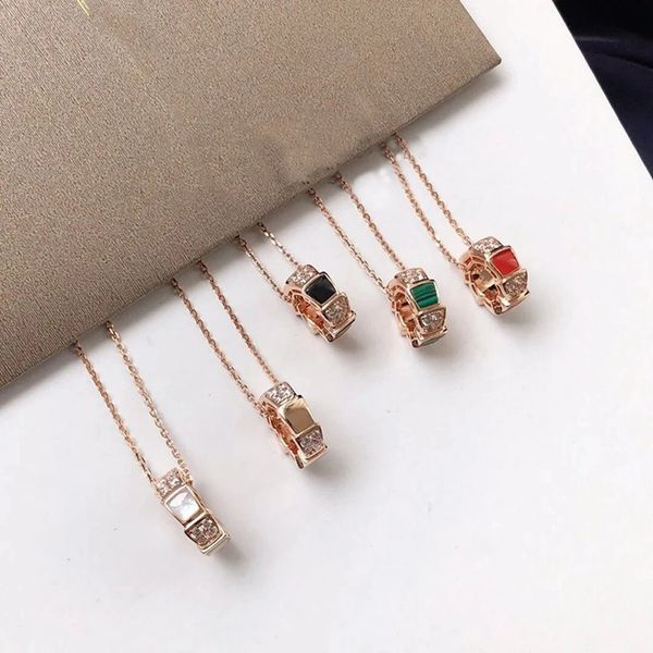 2021 summer luxury and elegant women's necklace fashion personality suitable for all occasions roller style aaa restoration, Silver
2021 summer luxury and elegant women's necklace fashion personality suitable for all occasions roller style aaa restoration, Silver