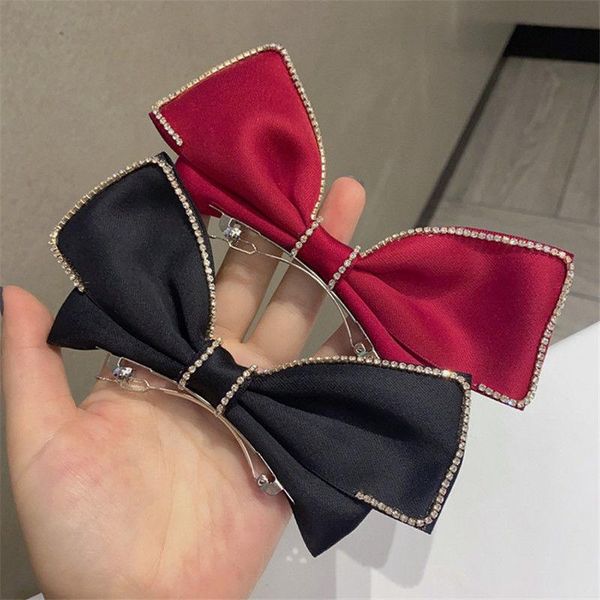 retro velvet bow hair pins korean fabric rhinestone crystal hair clips girls elegant headpiece accessories for women, Golden;silver
retro velvet bow hair pins korean fabric rhinestone crystal hair clips girls elegant headpiece accessories for women, Golden;silver