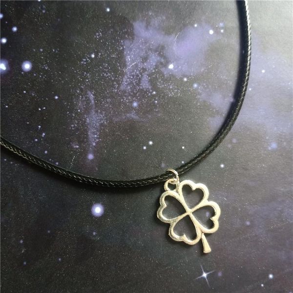 chokers clover charm choker necklace, black leather choker, pendant plant jewelry punk necklace for man woman, Golden;silver
chokers clover charm choker necklace, black leather choker, pendant plant jewelry punk necklace for man woman, Golden;silver