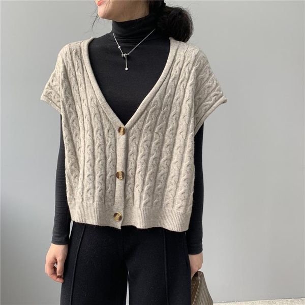 women's vests 2021 autumn loose knit sweater vest coat women twist knitted female casual wild sweaters ns2167, Black;white
women's vests 2021 autumn loose knit sweater vest coat women twist knitted female casual wild sweaters ns2167, Black;white