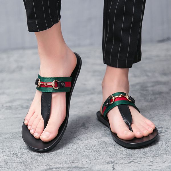 2021 bee pattern mens womens summer rubber slippers sandals beach slide red and green stripes paris fashion scuffs three-dimensional font in, Black
2021 bee pattern mens womens summer rubber slippers sandals beach slide red and green stripes paris fashion scuffs three-dimensional font in, Black