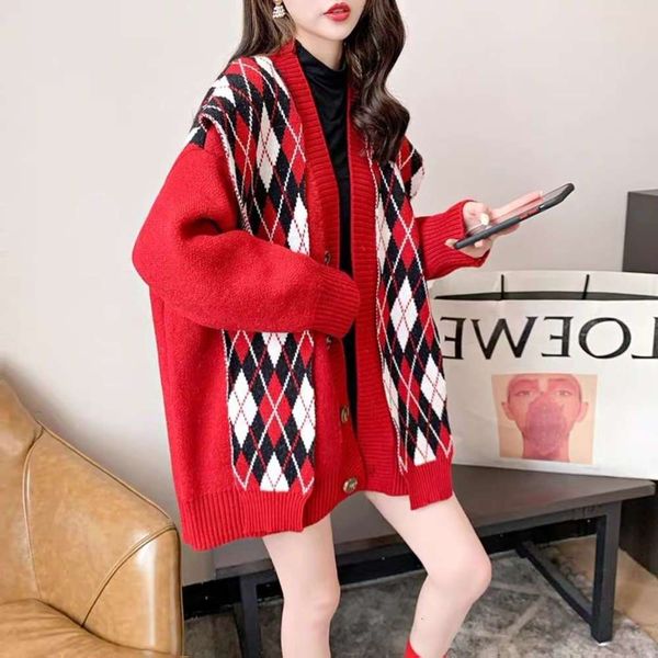 2021korean fake two pieces of rhombic knitted cardigan women's coat loose in autumn and winter, White;black
2021korean fake two pieces of rhombic knitted cardigan women's coat loose in autumn and winter, White;black