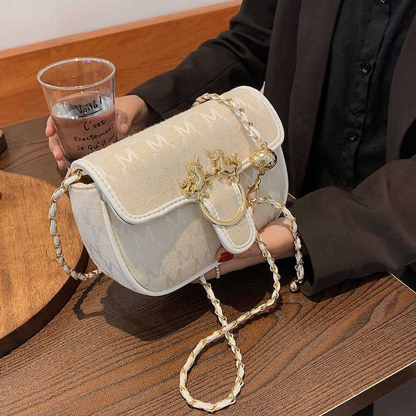 2021 summer letter trend net red foreign style single shoulder bag unicorn metal messenger chain small square
2021 summer letter trend net red foreign style single shoulder bag unicorn metal messenger chain small square