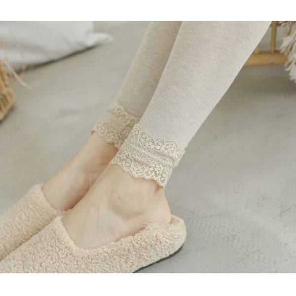 winter lace apricot light camel rice quarter pants spring and autumn oat white bottomed pantyhose, Black
winter lace apricot light camel rice quarter pants spring and autumn oat white bottomed pantyhose, Black