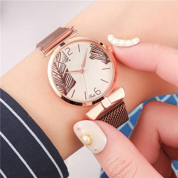 wristwatches leaves dial design magnetic watches women fashion rose gold stainless steel watch with mesh strap quality ladies, Slivery;brown
wristwatches leaves dial design magnetic watches women fashion rose gold stainless steel watch with mesh strap quality ladies, Slivery;brown