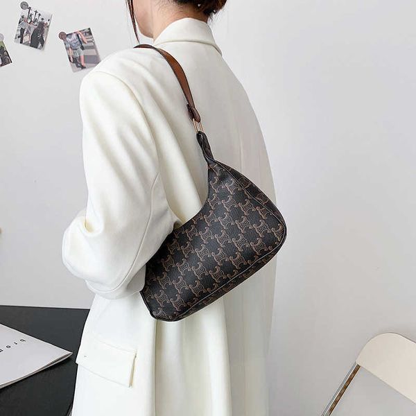 2021 autumn net red armpit bag single shoulder magic stick moon tooth old flower crescent single shoulder messenger bag
2021 autumn net red armpit bag single shoulder magic stick moon tooth old flower crescent single shoulder messenger bag