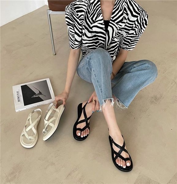 sandals monmoira narrow band platform buckle strap non-slip women 2021 summer beach separated open toe flip flops, Black
sandals monmoira narrow band platform buckle strap non-slip women 2021 summer beach separated open toe flip flops, Black