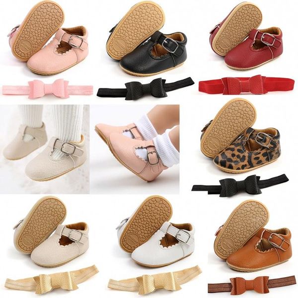 toddler newborn baby pu anti-slip soft sole leopard first walker shoes with butterfly hair band solid sneakers
toddler newborn baby pu anti-slip soft sole leopard first walker shoes with butterfly hair band solid sneakers
