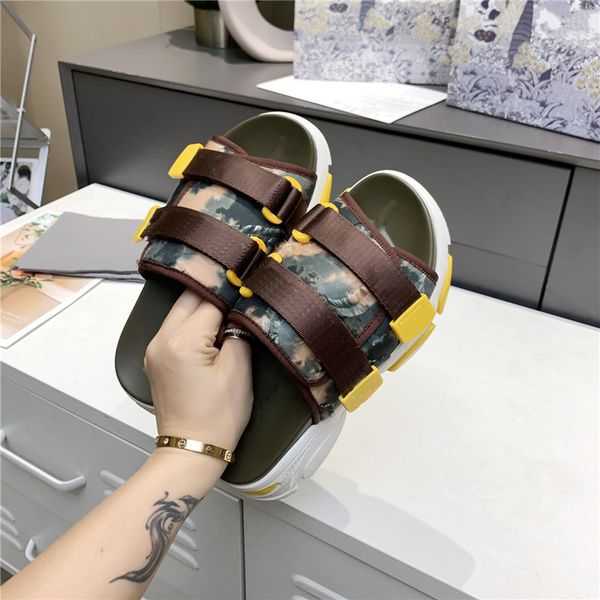 2021 designer ladies sandals summer slippers outdoor casual twill jacquard beach shoes nylon comfortable luxury flat shoe, Black
2021 designer ladies sandals summer slippers outdoor casual twill jacquard beach shoes nylon comfortable luxury flat shoe, Black