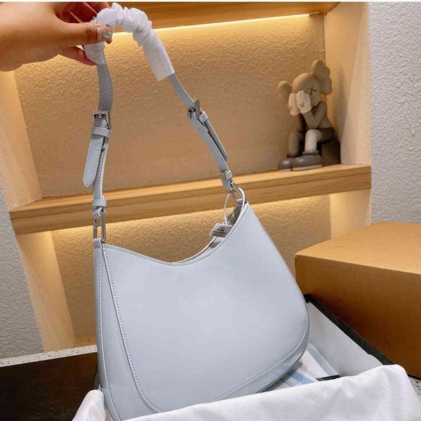 woman luxury designer tote bag fashion classic three in one killer handbag leather handbags for man and womens bags no29
woman luxury designer tote bag fashion classic three in one killer handbag leather handbags for man and womens bags no29