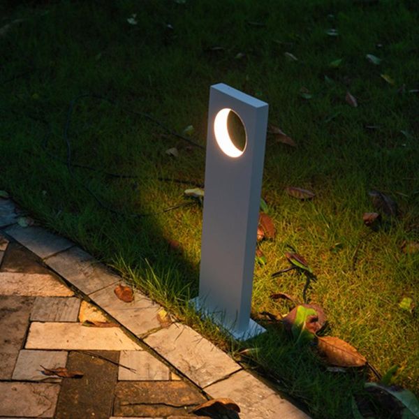 manufacturers produce 0.6 meters high led garden lawn light simple modern villa garden park lawn landscape light
manufacturers produce 0.6 meters high led garden lawn light simple modern villa garden park lawn landscape light