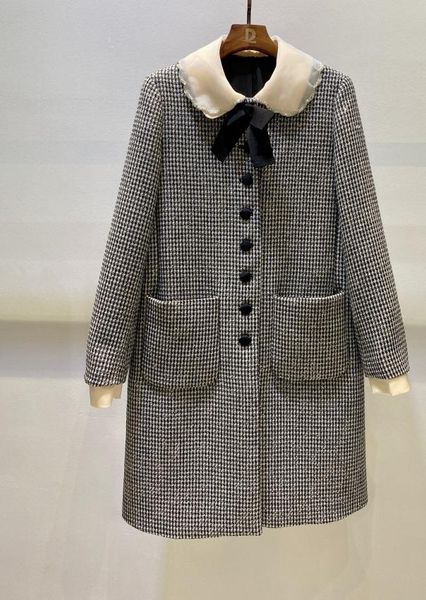 women's jackets 2021 autumn luxury women sweet plaid 51% wool jacket female chic overcoat coat gdnz 10.29, Black;brown
women's jackets 2021 autumn luxury women sweet plaid 51% wool jacket female chic overcoat coat gdnz 10.29, Black;brown