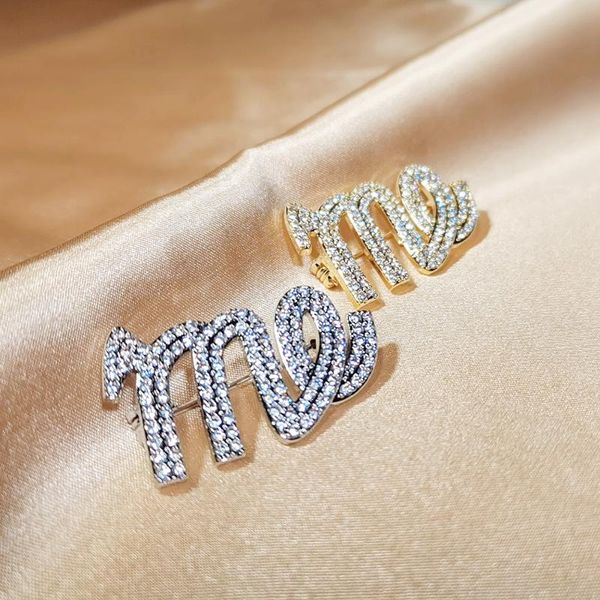 pins, brooches blucome 2021 luxury fashion cubic zirconia copper brooch letter me shape corsage suit scarf hijab pins for women girls gifts, Gray
pins, brooches blucome 2021 luxury fashion cubic zirconia copper brooch letter me shape corsage suit scarf hijab pins for women girls gifts, Gray