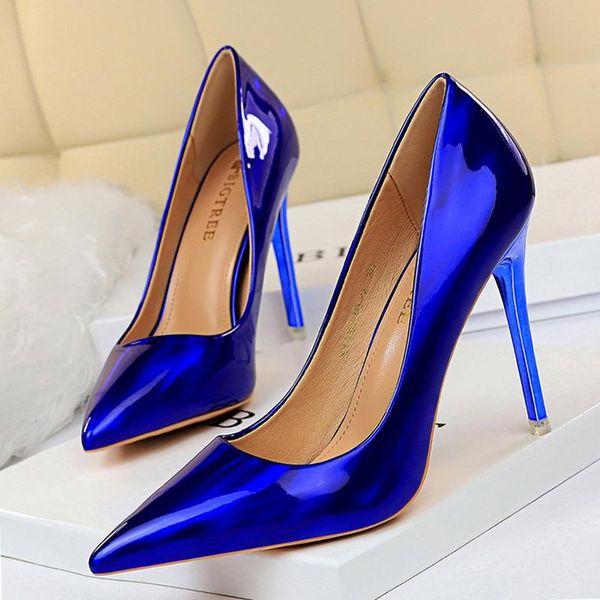 dress shoes 2021 women's high heel party pointed toe pumps on heels .5cm shallow female stiletto ladies, Black
dress shoes 2021 women's high heel party pointed toe pumps on heels .5cm shallow female stiletto ladies, Black