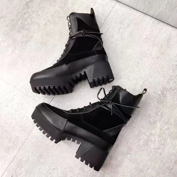women boots luxurys designers shoes thick bottomed autumn winter muffin short barrel martin knight factory footwear size 35-42, Black
women boots luxurys designers shoes thick bottomed autumn winter muffin short barrel martin knight factory footwear size 35-42, Black