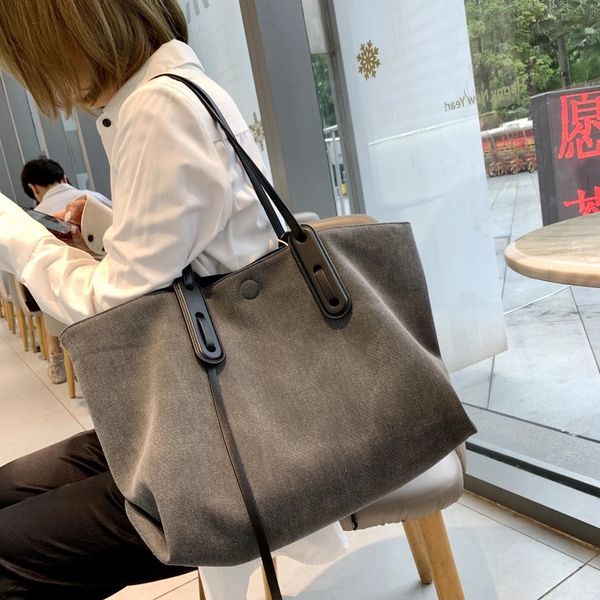 denim shoulder bag 2021 new versatile canvas sticker badge tote bag shopping bag large capacity handbag designer bags handbags
denim shoulder bag 2021 new versatile canvas sticker badge tote bag shopping bag large capacity handbag designer bags handbags