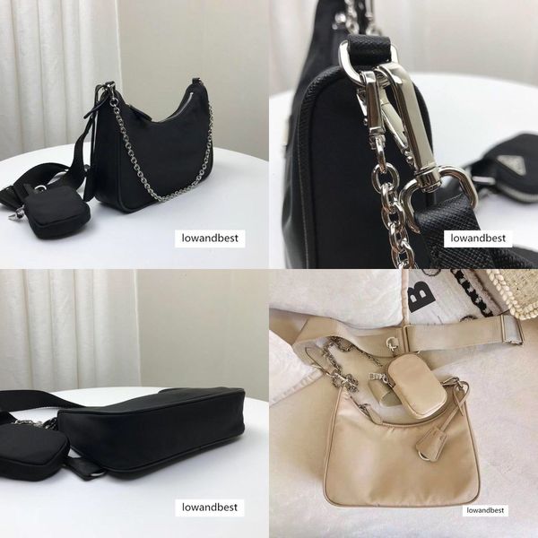 three-in-one canvas ladies bag female chest hand chain handbags presbyopic wallet messenger c
three-in-one canvas ladies bag female chest hand chain handbags presbyopic wallet messenger c