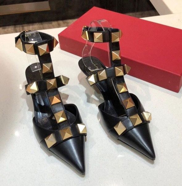 dress shoes 2021 one button roman sandals women's pointy fairy rivet flat head fashion, Black
dress shoes 2021 one button roman sandals women's pointy fairy rivet flat head fashion, Black