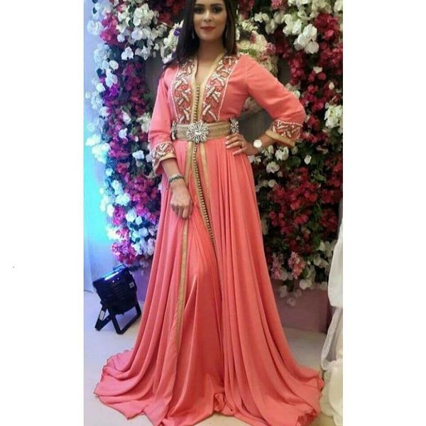 new customed 2021 long sleeves vestido de festa longo plus size evening es chiffon beaded crystal dubai prom formal gown 68id, Black;red
new customed 2021 long sleeves vestido de festa longo plus size evening es chiffon beaded crystal dubai prom formal gown 68id, Black;red