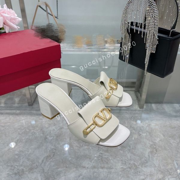 2022 women dress shoes high heels womens fashion nude color genuine leather pumps lady sandals wedding bottoms size35-42, Black;red
2022 women dress shoes high heels womens fashion nude color genuine leather pumps lady sandals wedding bottoms size35-42, Black;red