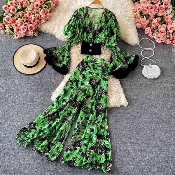 summer print chiffon blouse trousers two piece sets female deep v-neck flare sleeve and high waist wide leg pants suit 210602, White
summer print chiffon blouse trousers two piece sets female deep v-neck flare sleeve and high waist wide leg pants suit 210602, White