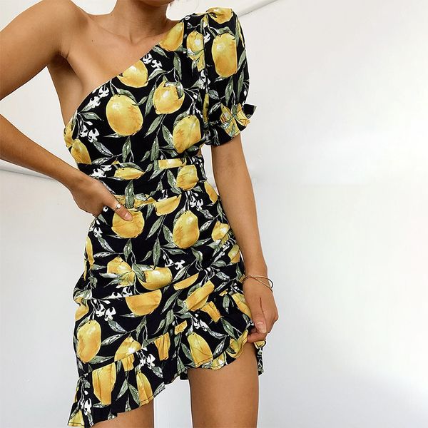 new beach summer swimsuit cover up women 2021 exit lemon print flounce ruffle skirt design feeling inclined shoulder, White;black
new beach summer swimsuit cover up women 2021 exit lemon print flounce ruffle skirt design feeling inclined shoulder, White;black