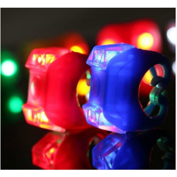 the sixth generation frog mountain bike warning led tail front double eye lamp riding equipment
the sixth generation frog mountain bike warning led tail front double eye lamp riding equipment