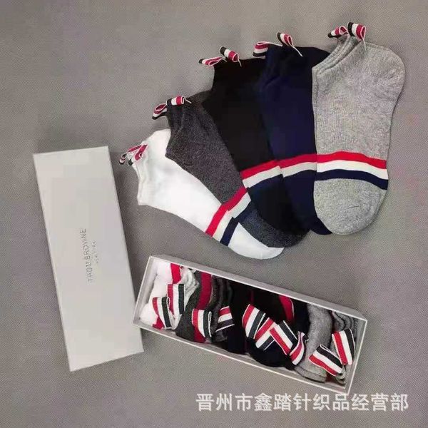 socks boxed tb men's and women's cotton short tube boat sports five colors 5 pairs, Black;white
socks boxed tb men's and women's cotton short tube boat sports five colors 5 pairs, Black;white