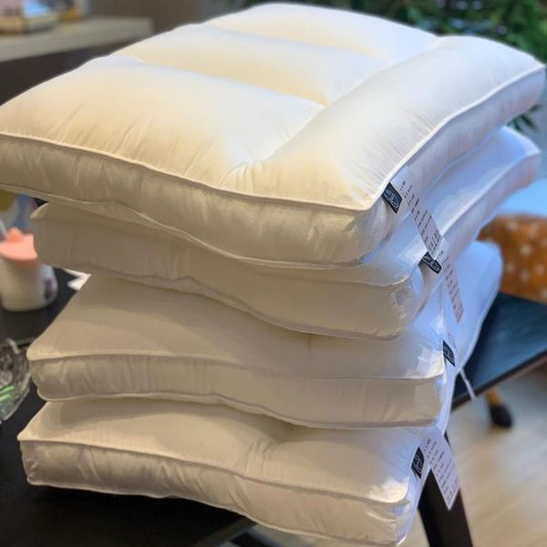 pillow high-end five-star el wind cotton soft luxury single set neck to help sleep family style
pillow high-end five-star el wind cotton soft luxury single set neck to help sleep family style