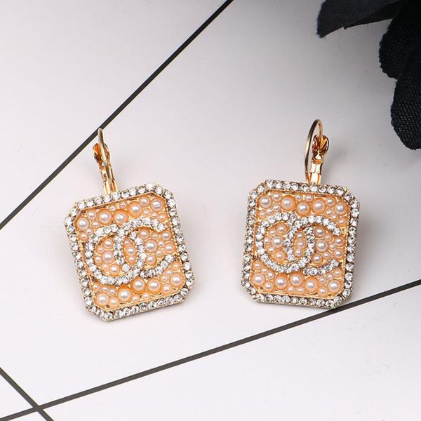 jewelry classics 18k gold plated designer ear stud earrings brand designers geometry letters women crystal rhinestone pearl earring wedding, Golden;silver
jewelry classics 18k gold plated designer ear stud earrings brand designers geometry letters women crystal rhinestone pearl earring wedding, Golden;silver