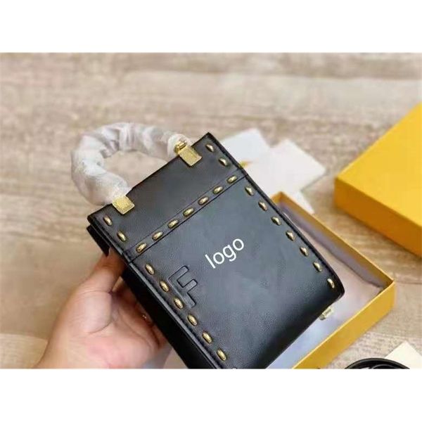 fend luxury handbags and storage f family music fashion trend small square versatile portable single shoulder messenger
fend luxury handbags and storage f family music fashion trend small square versatile portable single shoulder messenger