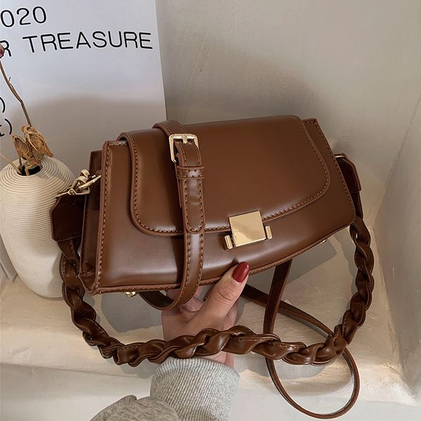 vintage square crossbody bag 2021 new quality pu leather women's designer handbag weave shoulder strap shoulder messenger bag c0227
vintage square crossbody bag 2021 new quality pu leather women's designer handbag weave shoulder strap shoulder messenger bag c0227