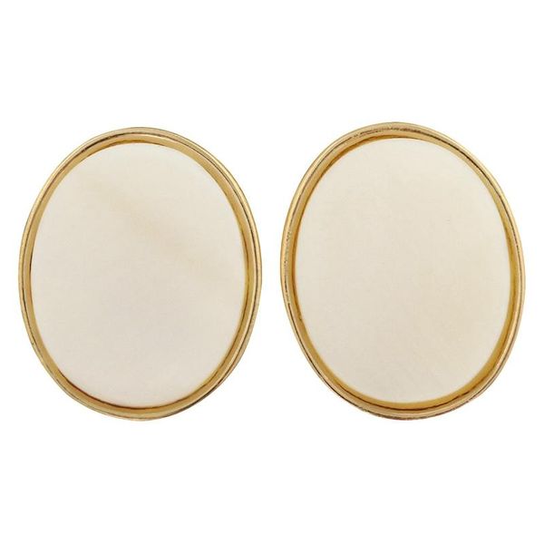 stud vintage geometric earrings artificial shell for women fashion jewelry, Golden;silver
stud vintage geometric earrings artificial shell for women fashion jewelry, Golden;silver
