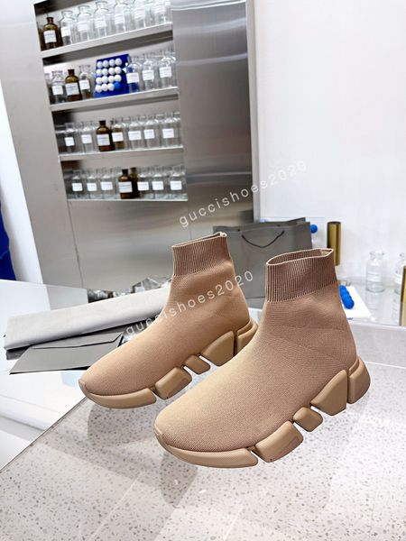 2022 designer socks shoes winter mens or womens leisure black white flat-bottomed outdoor speed sports sneakers fashion couple models air cu, Black;red
2022 designer socks shoes winter mens or womens leisure black white flat-bottomed outdoor speed sports sneakers fashion couple models air cu, Black;red