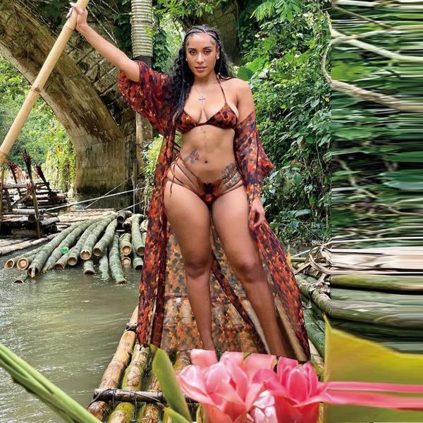 women's swimwear pattern printed 3 piece bikini set women halter neck crop cut out underpant+beachwear maxi cardigan summer swimsui, White;black
women's swimwear pattern printed 3 piece bikini set women halter neck crop cut out underpant+beachwear maxi cardigan summer swimsui, White;black