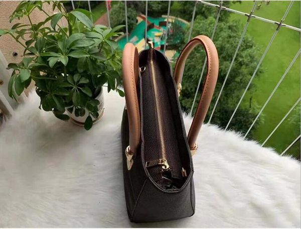 designers handbag luxurys handbags ladies chain shoulder bag patent leather pu bag2021
designers handbag luxurys handbags ladies chain shoulder bag patent leather pu bag2021