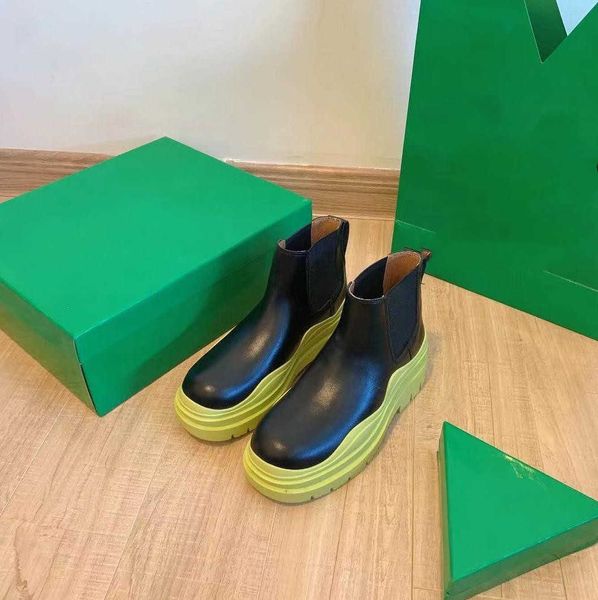 women candy colored boots fashion boot all cowhide finish and tpu outsole are comfortable to wear come with box size 35-40, Black
women candy colored boots fashion boot all cowhide finish and tpu outsole are comfortable to wear come with box size 35-40, Black