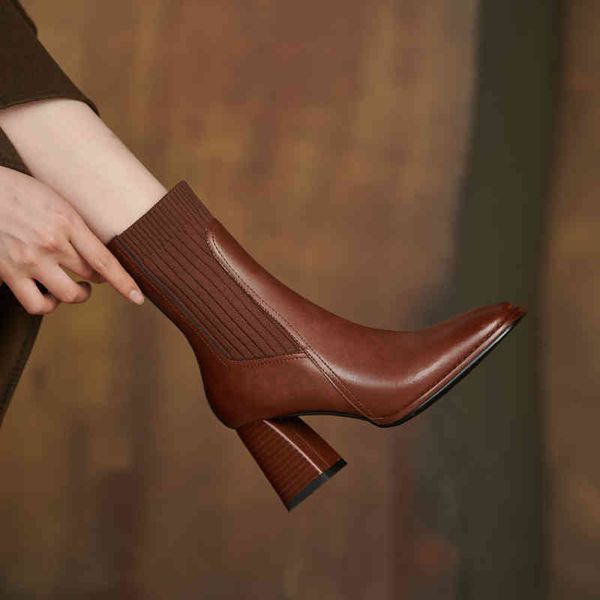 dress shoes qutaa bota cano curto de couro bovino feminina, calçado quadrado salto alto enfiar, outono e inverno 2022 d5ev, Black
dress shoes qutaa bota cano curto de couro bovino feminina, calçado quadrado salto alto enfiar, outono e inverno 2022 d5ev, Black
