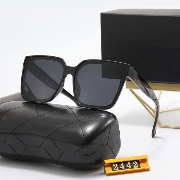 full frame sunglasses men's and women's fashion retro glasses classic gradient, White;black
full frame sunglasses men's and women's fashion retro glasses classic gradient, White;black